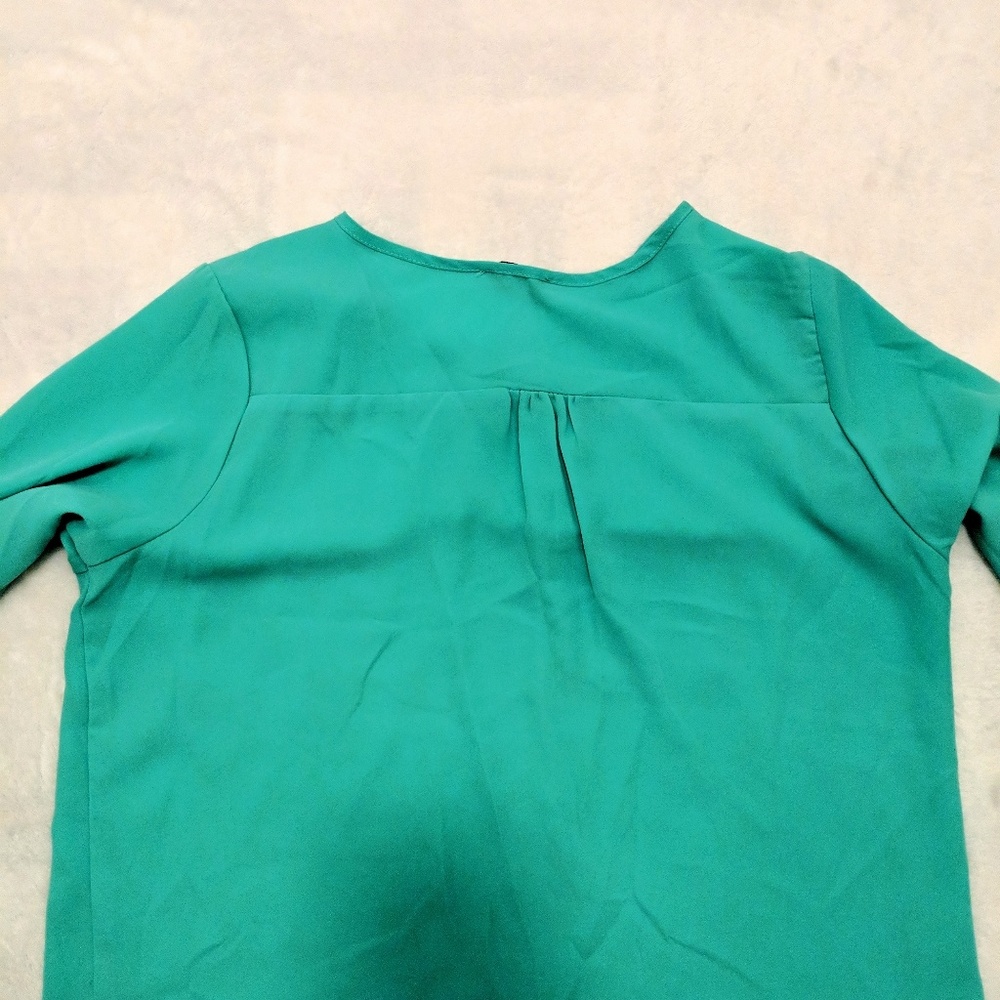 B_envied - Blouse WILL DONATE @ END OF YEAR - Picture 3 of 7
